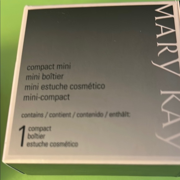 Mary Kay Compact Mini - Picture 2 of 3
